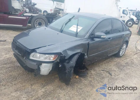 2010 Volvo S40 2.4I из США, поврежденный, VIN YV1382MS4A2507612